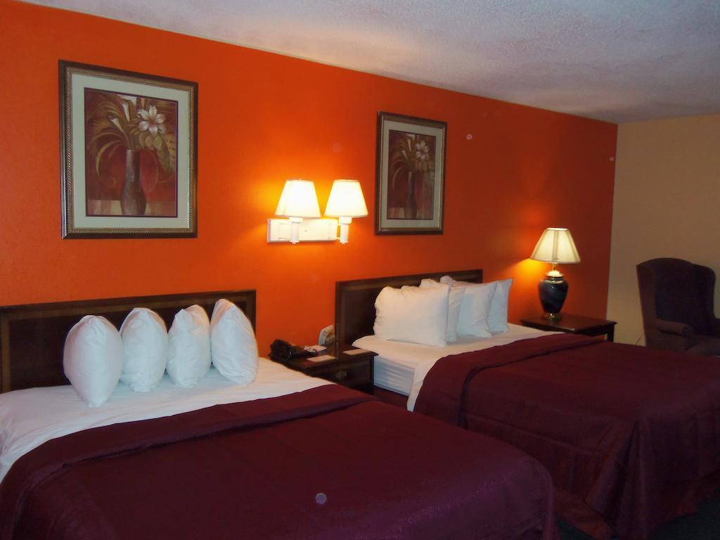 Quality Inn Greer Buitenkant foto