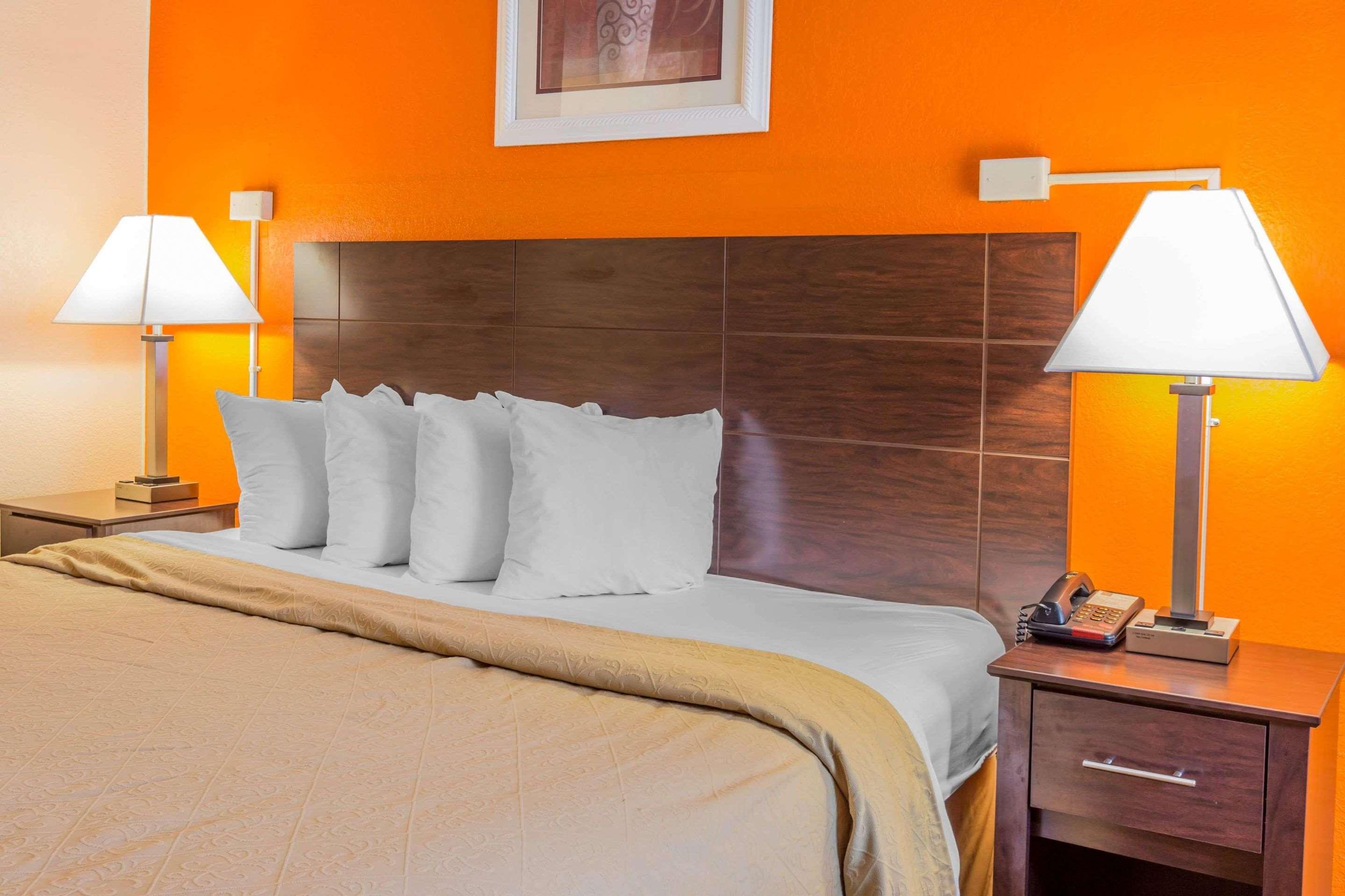 Quality Inn Greer Buitenkant foto